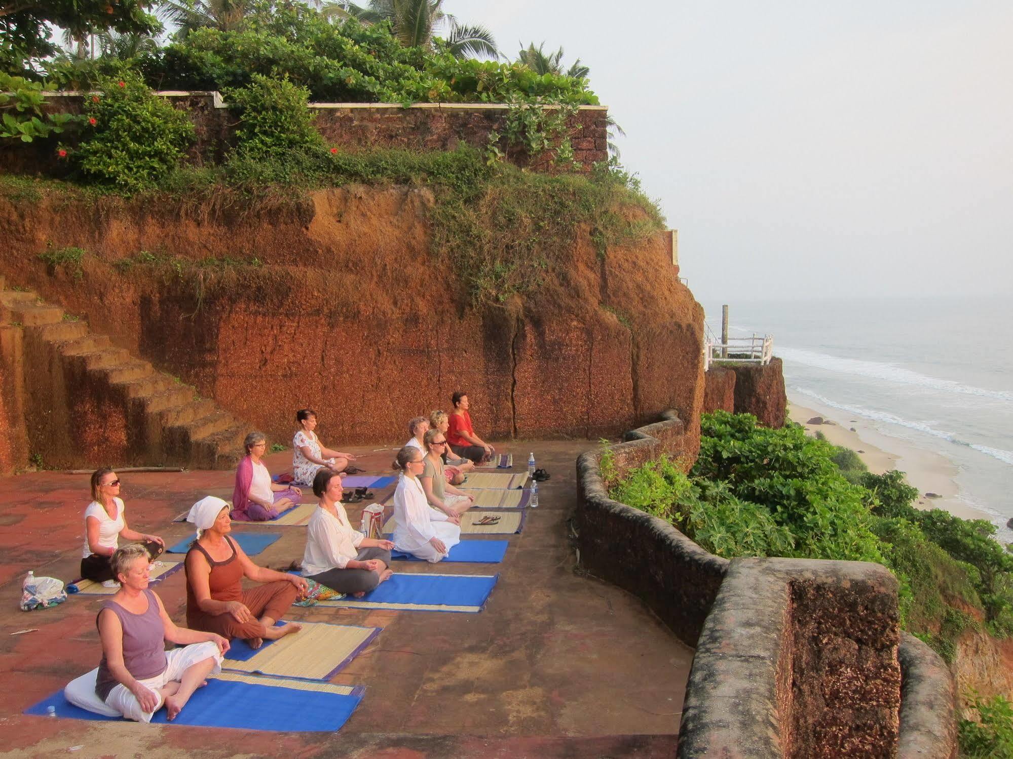 Hotel The Eco Varkala Exterior foto